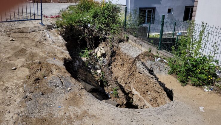 İstinat duvarı çöktü… Mahkemelik oldu…