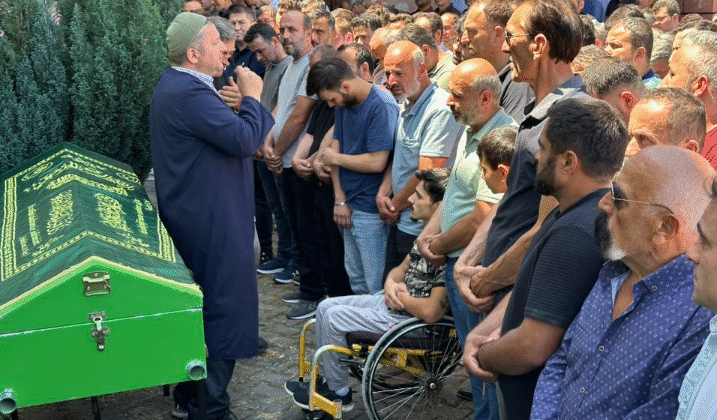 11 yaşındaki oğlunu kaybetti… Gözyaşları sel oldu…