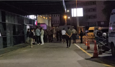 Düğün çıkışı husumetli akrabalarına saldırdı… 3 kişi hayatını kaybetti…