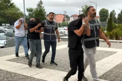 150 saatlik görüntü kaydı incelenerek yakalandılar…