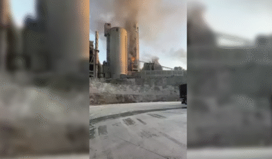 Çimento fabrikasında yangın çıktı… Söndürüldü…