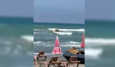 Denize giren kalabalık aile, boğulma tehlikesi geçirdi…