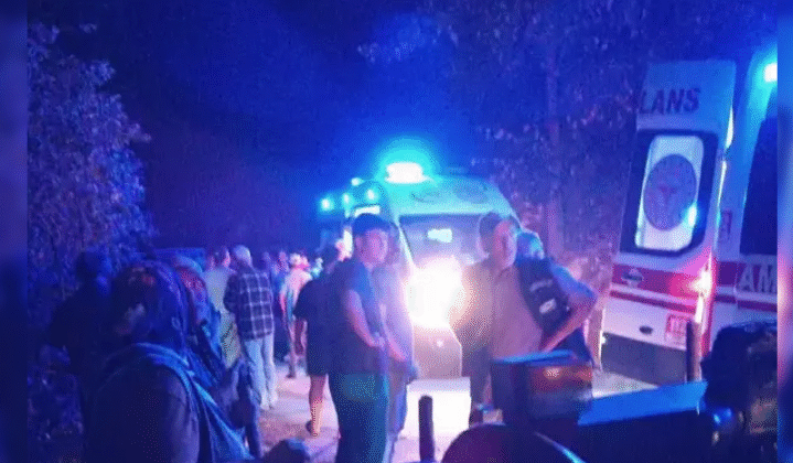 Patpat devrildi… 10 yaralı…