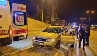 Alkolü aldı… Refüje çarparak durabildi…