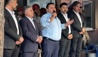 Başkan Yeşil, Gelik’te madenci ile buluştu…