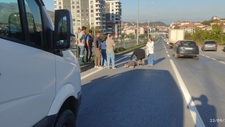 Karşıya geçmek istedi… Minibüs çarptı…