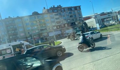 Carrefour kavşağında kaza… 1 yaralı…