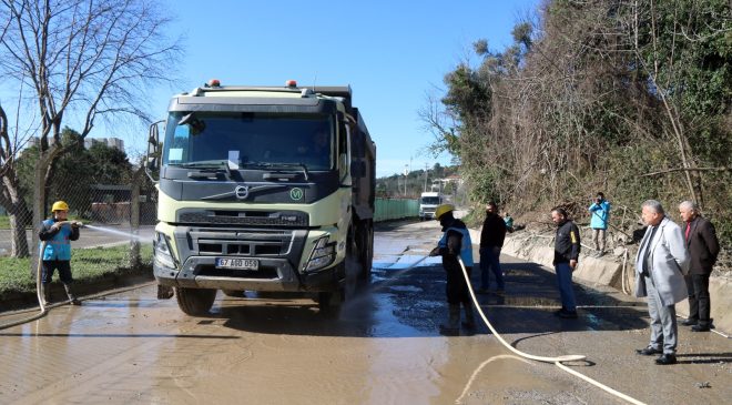 KDZ. EREĞLİ’DE HAFRİYAT KAMYONLARI YIKANMAYA BAŞLADI…