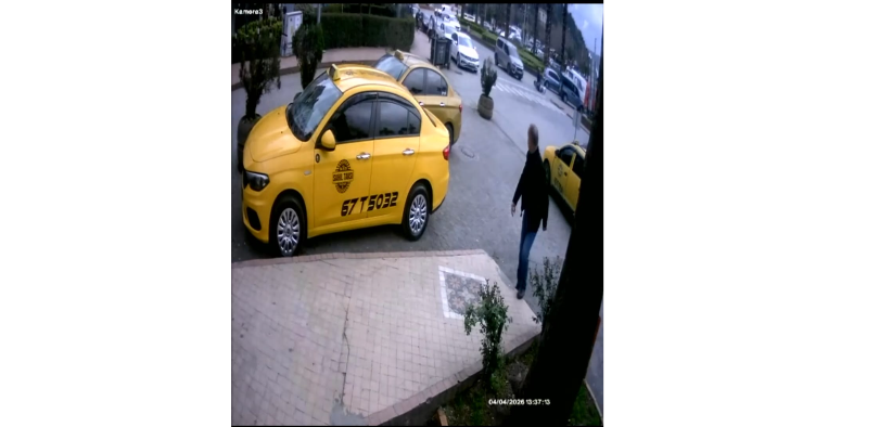 Kavşakta çarpıştılar… O anlar kameraya yansıdı…