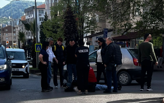 Sürücü hakimiyetini kaybetti… Motosikleti devirdi…