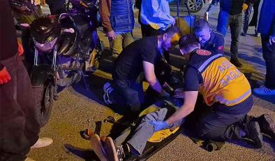 Kontrollü kavşakta kontrolsüzce çarpıştılar…