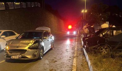 Çarptığı otomobili metrelerce sürükledi…