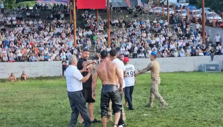 Dağköy yağlı güreşlerinde kavgalı yarı final…
