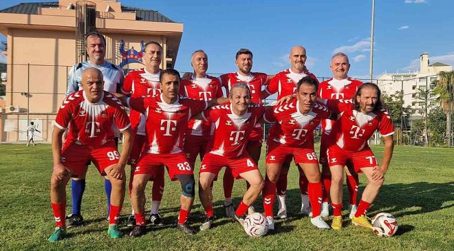 Turgut Tanyıldız Masterler yarı finale yükseldi…