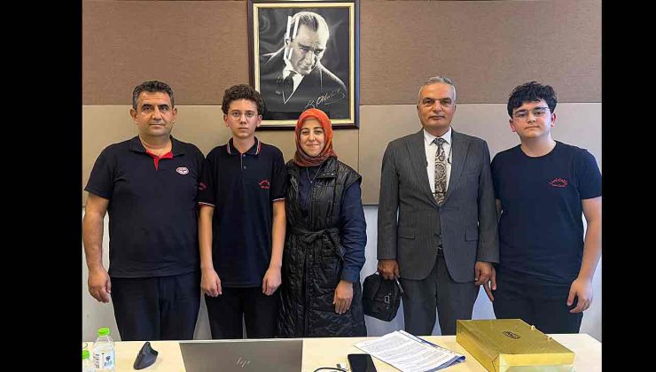 Öğrenciler projelerini Erdemir yönetime sundu…